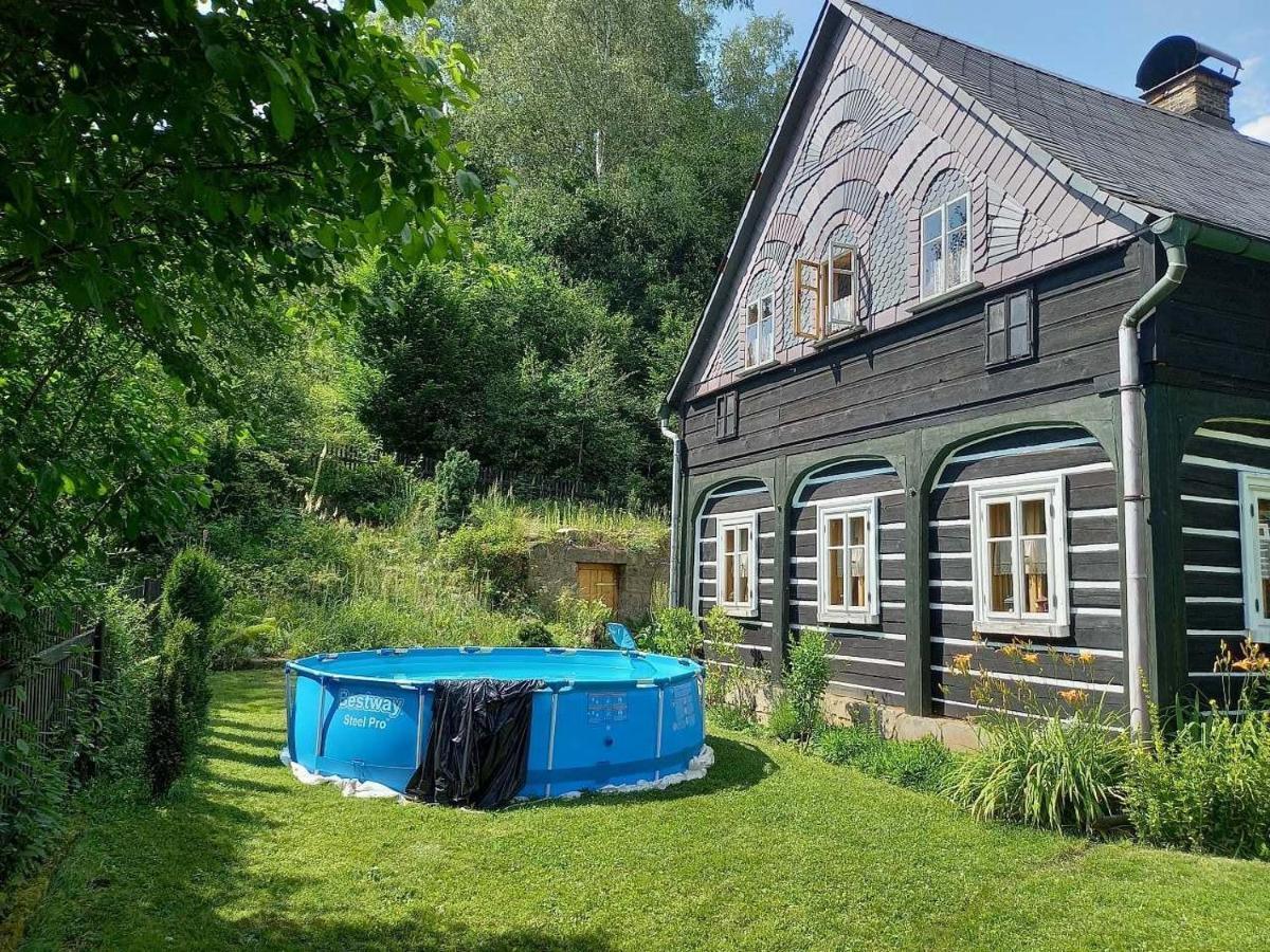 Medova Chaloupka Jetrichovice Ceske Svycarsko Villa Buitenkant foto
